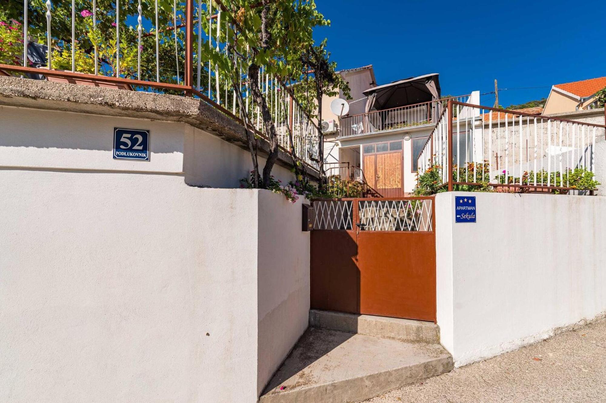 Studio Apartment Sekula Šibenik Екстериор снимка