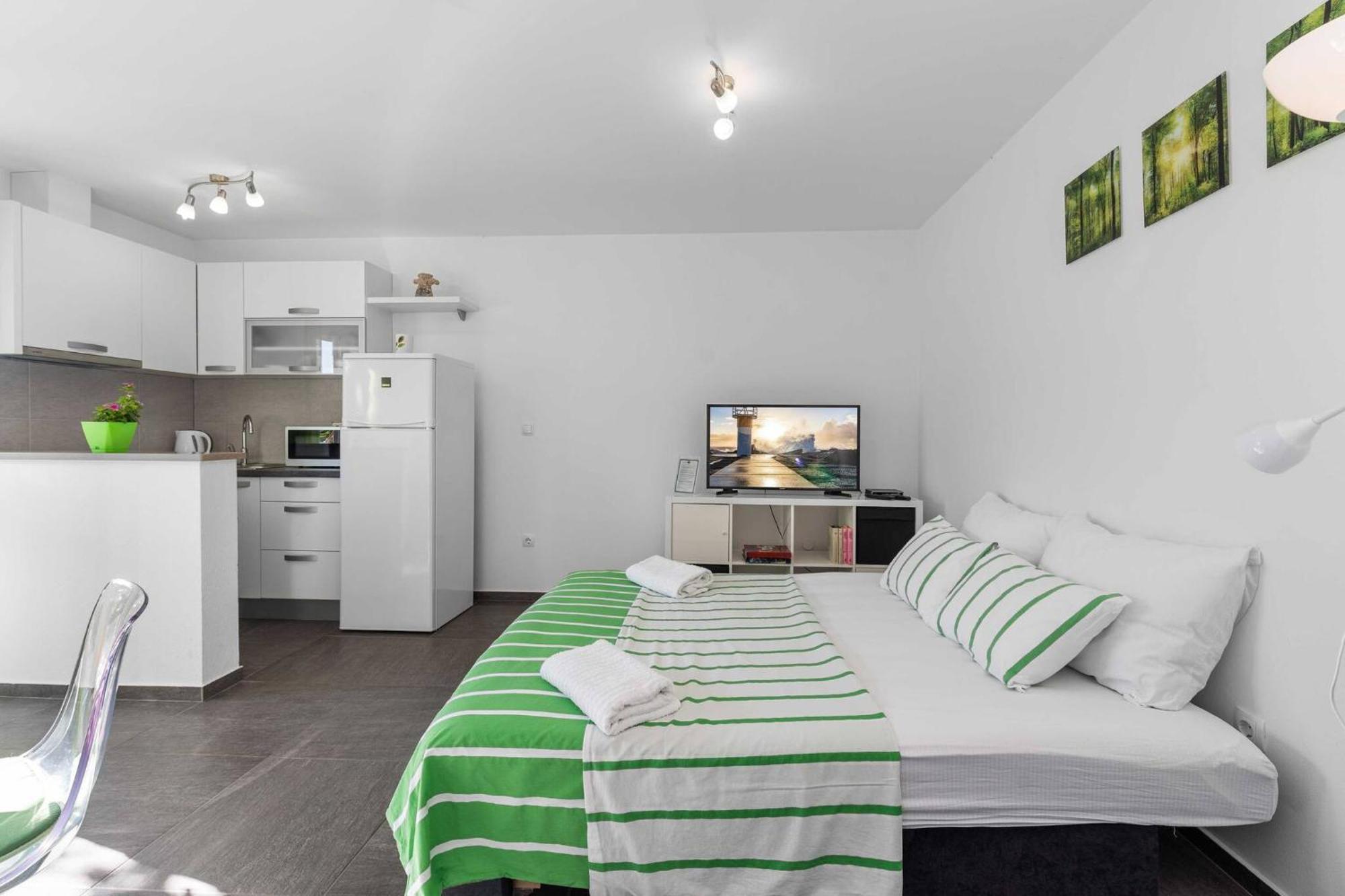 Studio Apartment Sekula Šibenik Екстериор снимка